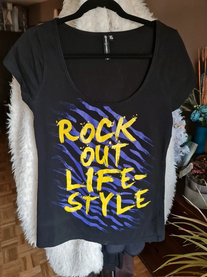 T-shirt noir Rock out life-style