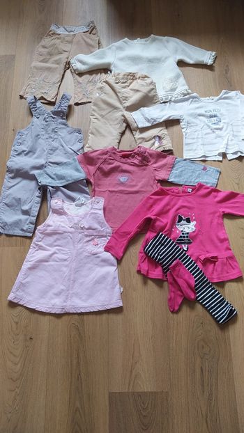 Lot vêtements 12 mois