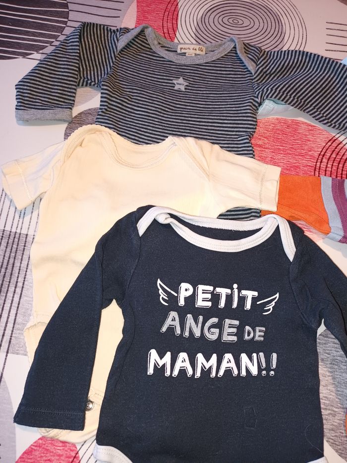Lot 5 body taille 3 mois - photo numéro 3