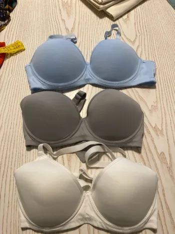 lot 3 soutien gorge push up 85b neuf