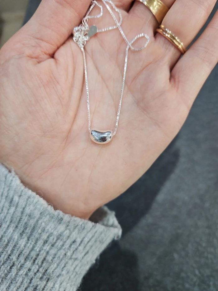 Jolie collier avec pendentif couleur argent neuf - photo numéro 2