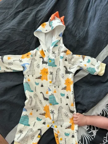 Combinaison bébé 68 cm