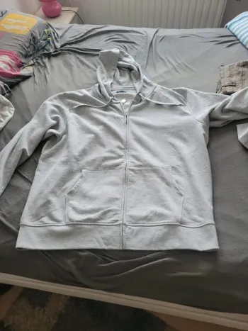 Jolie veste de jogging neuve XXXL