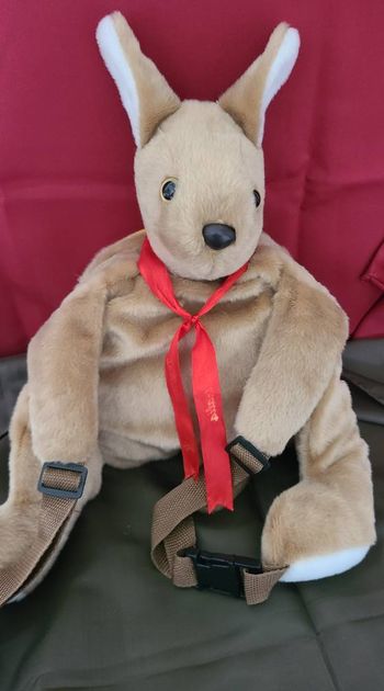 Sac à dos peluche kangourou (Australie)