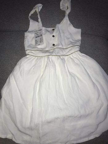 Robe blanche neuve