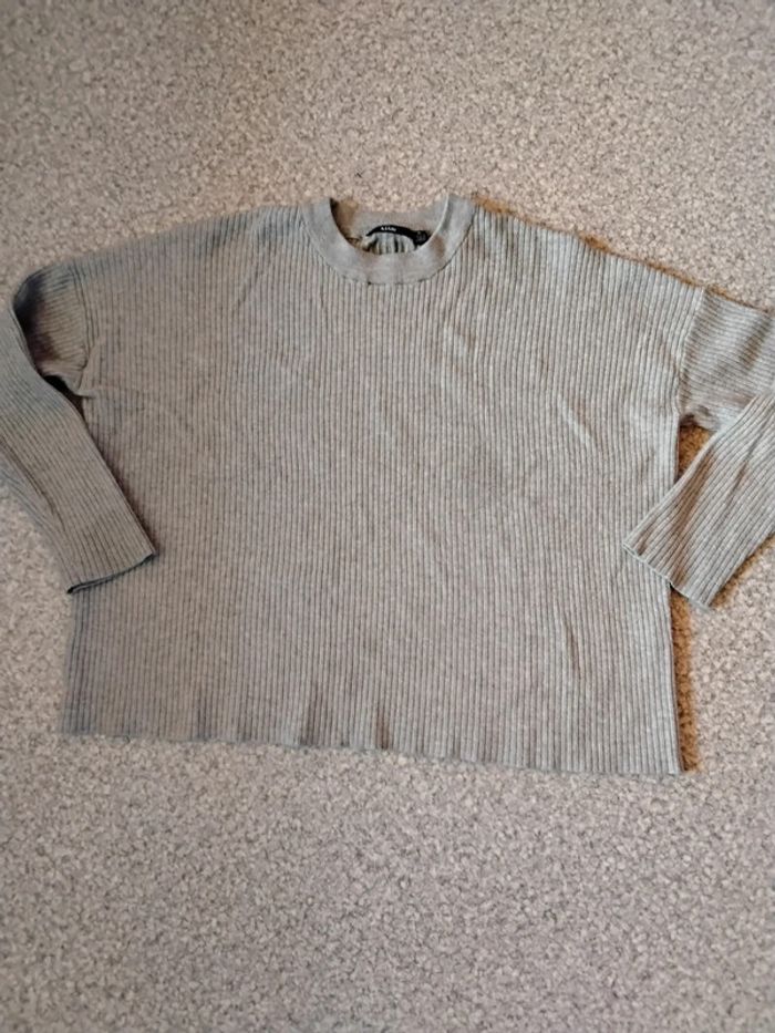 Pull gris