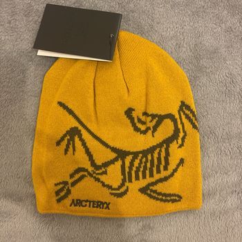 Bonnet jaune  Arcteryx