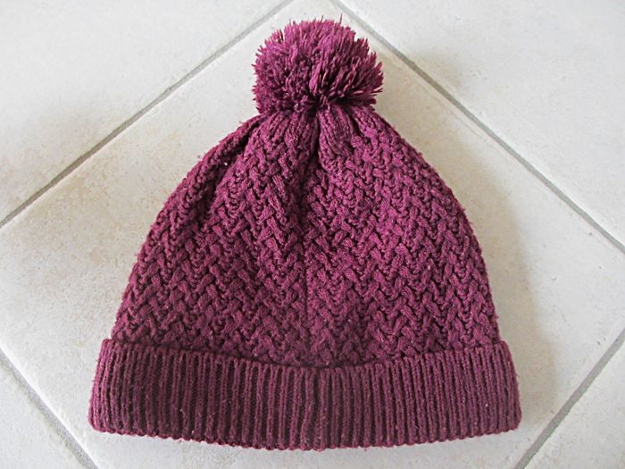 Bonnet bordeaux fille Kiabi 10/12 ans - photo numéro 2