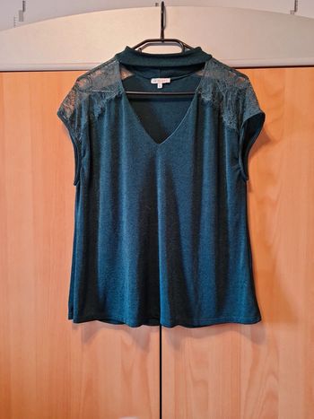 Tee shirt