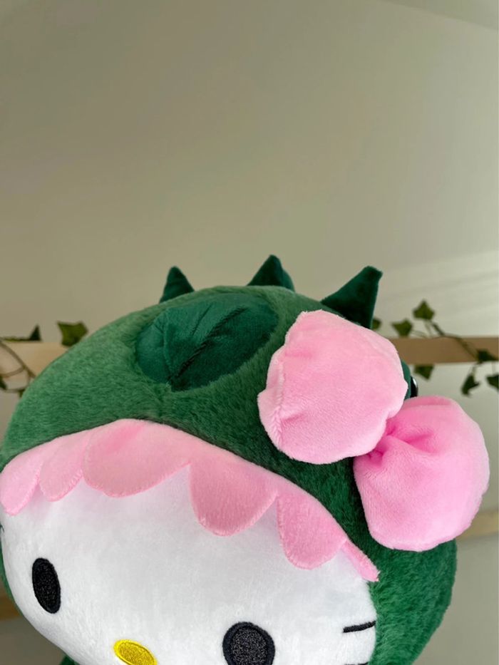 Peluche Sanrio Hello Kitty dinosaure - photo numéro 17