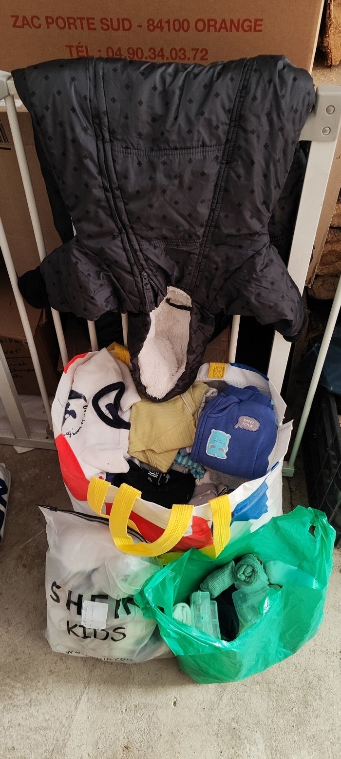 Lot de vêtements bébé garçon