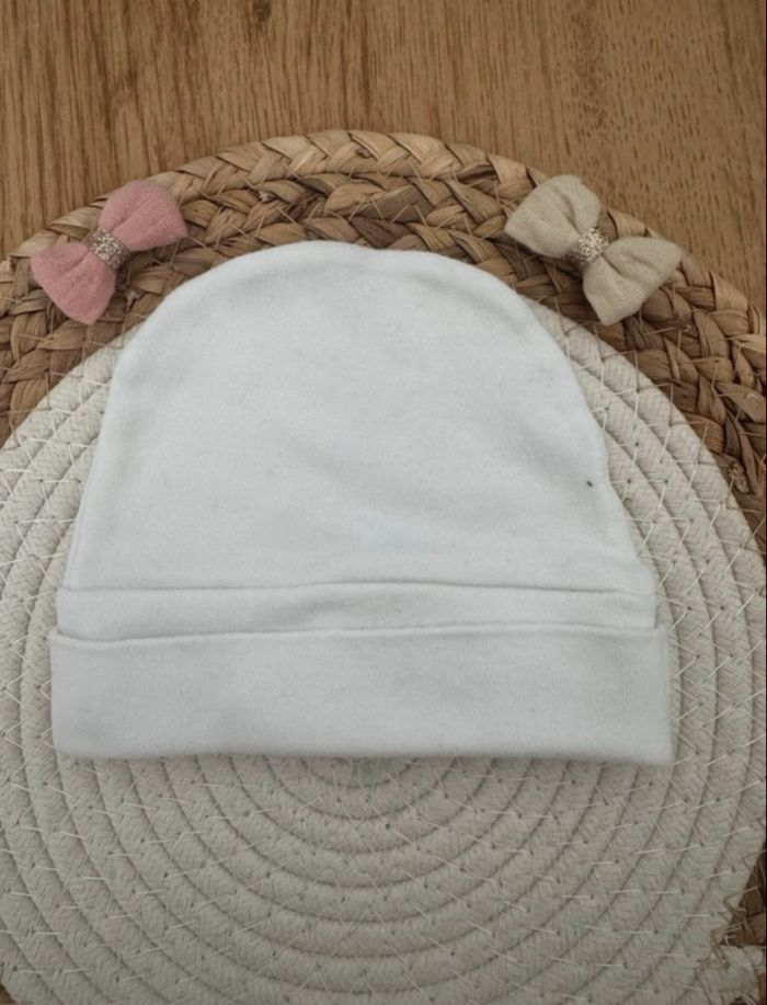 Bonnet - photo numéro 3