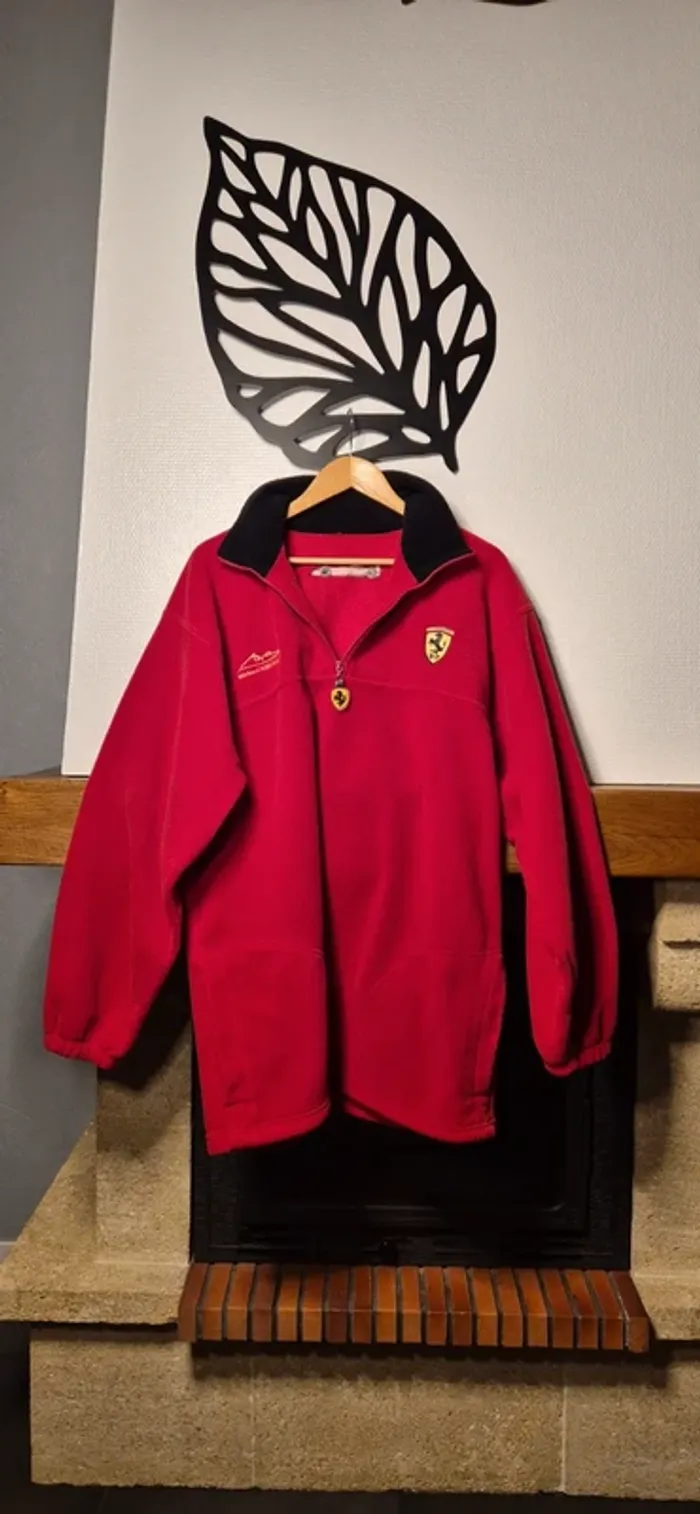 Polaire Ferrari - photo numéro 2