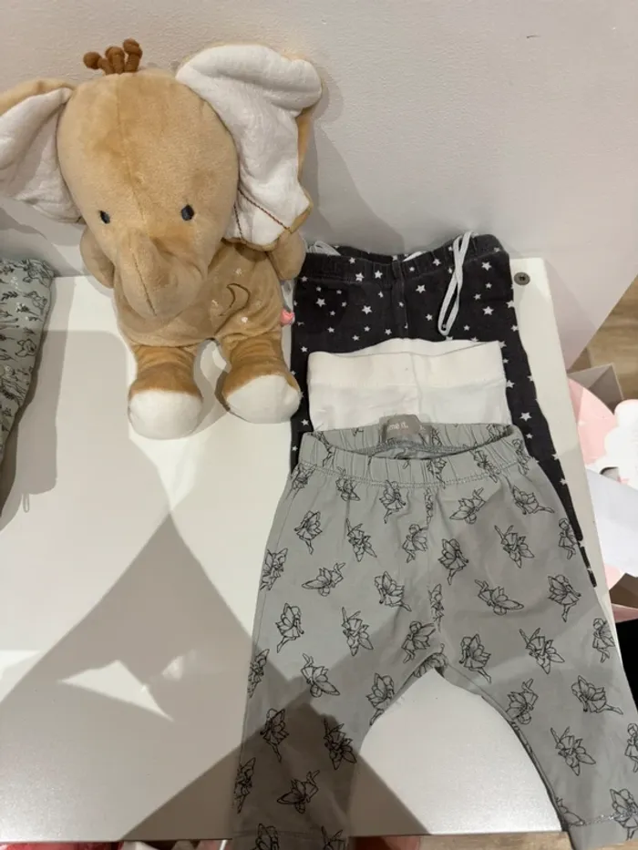 Lot pantalons bébé 1 mois - 56 - photo numéro 3
