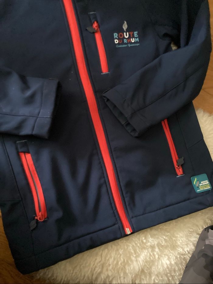 Veste à capuche, coupe-vent, Bermudes - photo numéro 3
