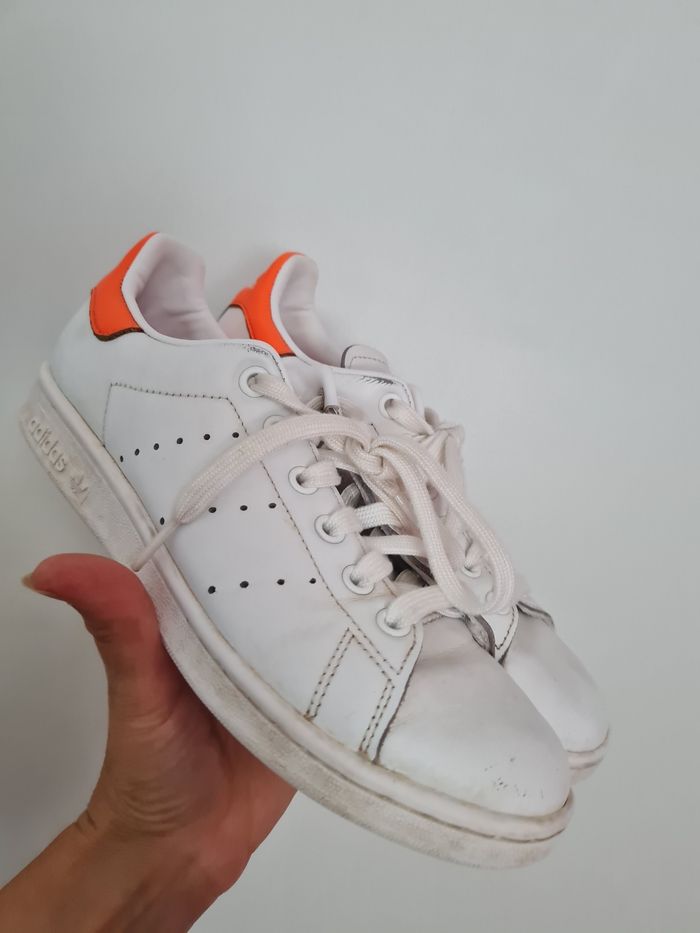 Adidas stansmith blanche et orange fluo - photo numéro 9