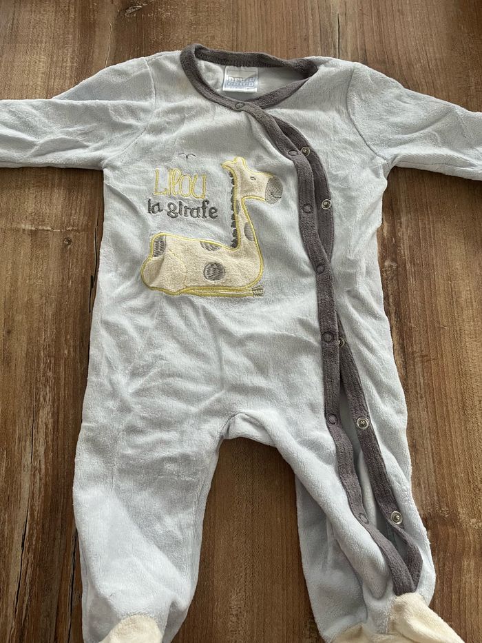 Lot pyjama MIXTE FILLE OU GARÇON taille 3 mois - photo numéro 5