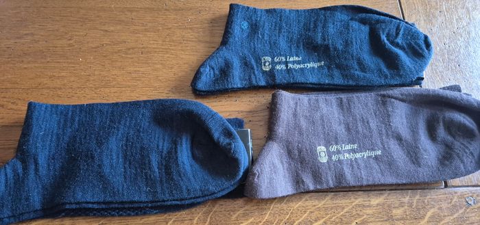 Lot 3 paires de  chaussettes  pointure 44-45 - photo numéro 5