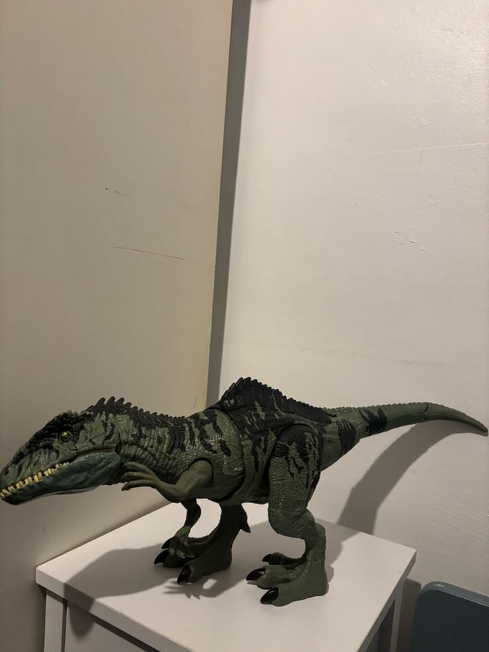 Dinosaure Giganotosaurus jurassic world - photo numéro 2