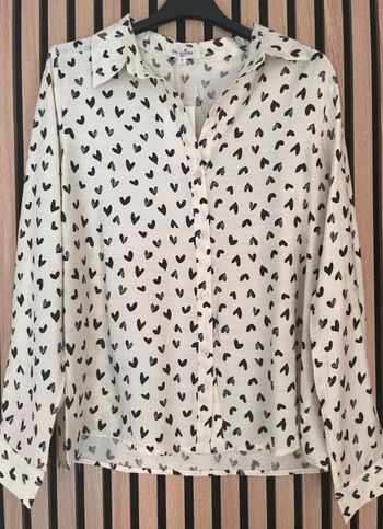 Chemise écru avec cœurs