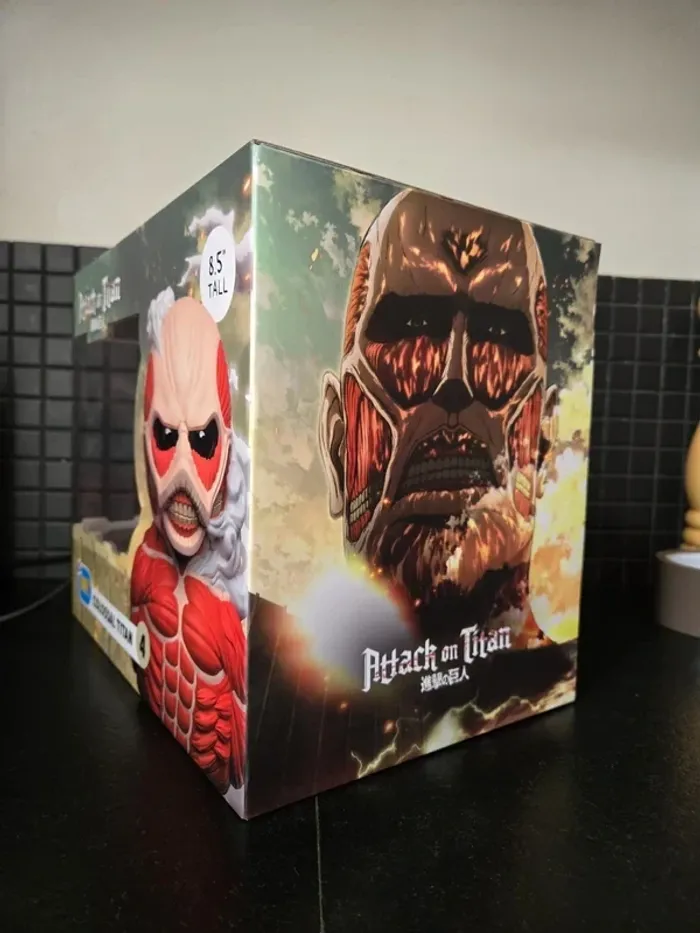 Tubbz xl: L’Attaque des Titans - Titan Colossal Grande Figurine De Canard en Cosplay De Collection - photo numéro 6