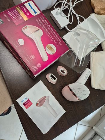 Épilateur lumière pulsée philips lumea prestige