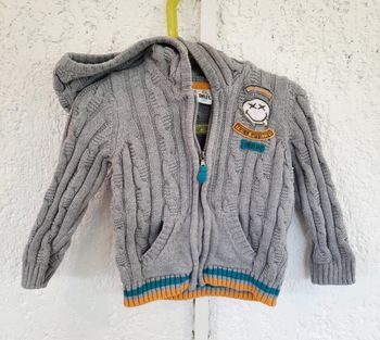 Veste avec capuche et zip