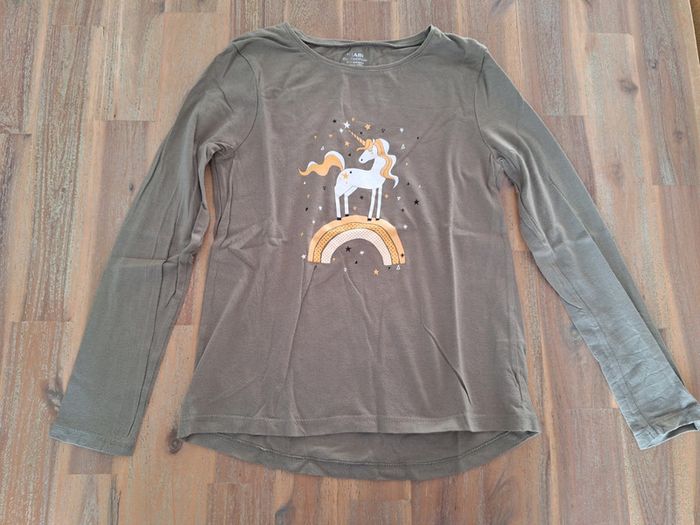 Tee-shirt kiabi licorne 10 ans