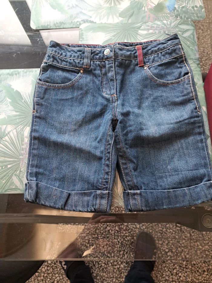 Short  fille