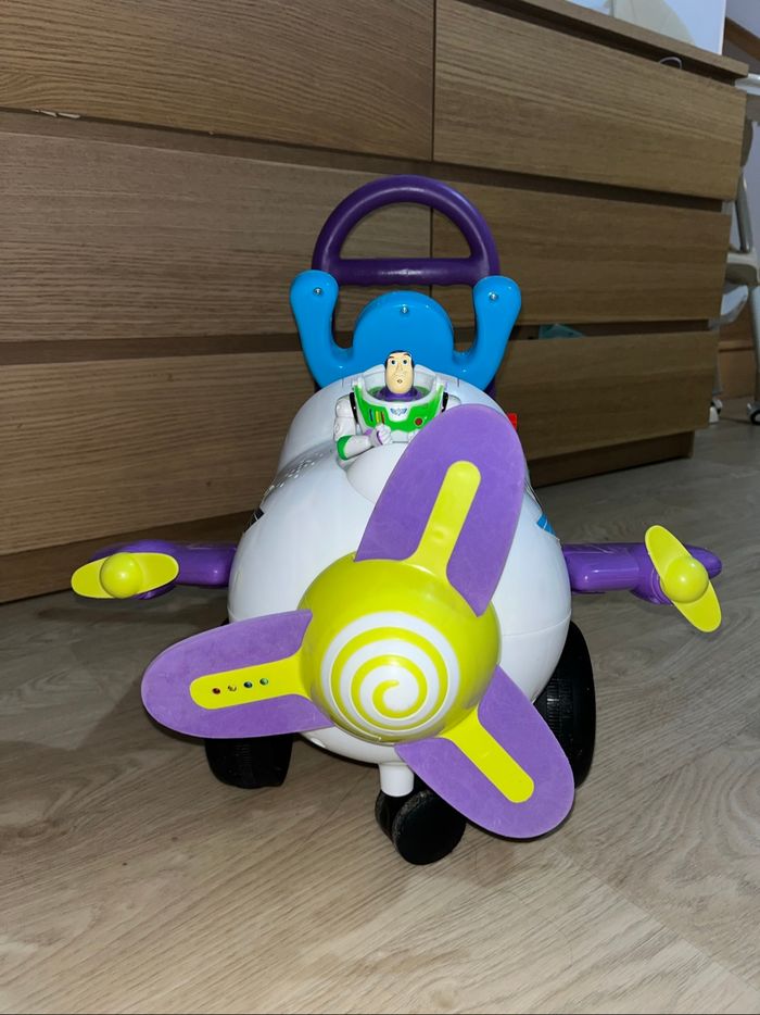 Porteur avion buzz l’éclair - photo numéro 2