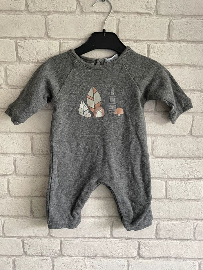 Combinaison obaibi taille 3 mois