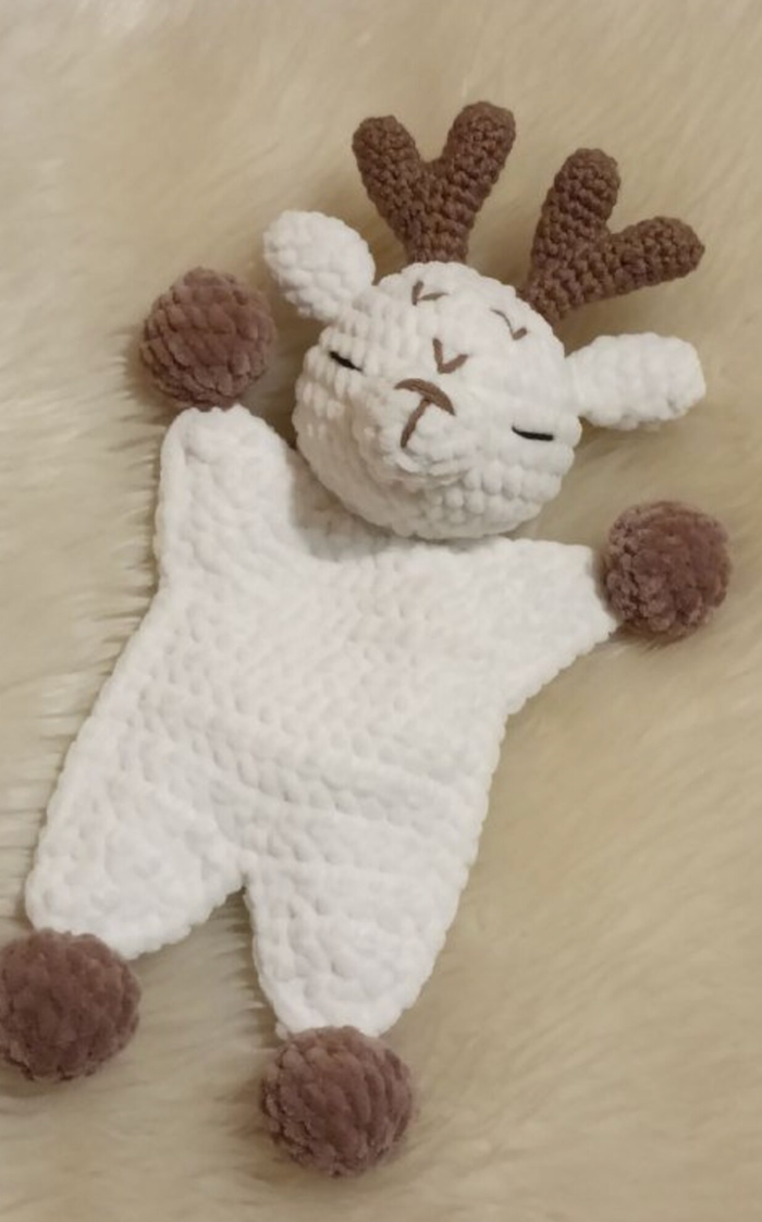 🦌🧶 Petit doudou renne au crochet 🤎✨ - photo numéro 3