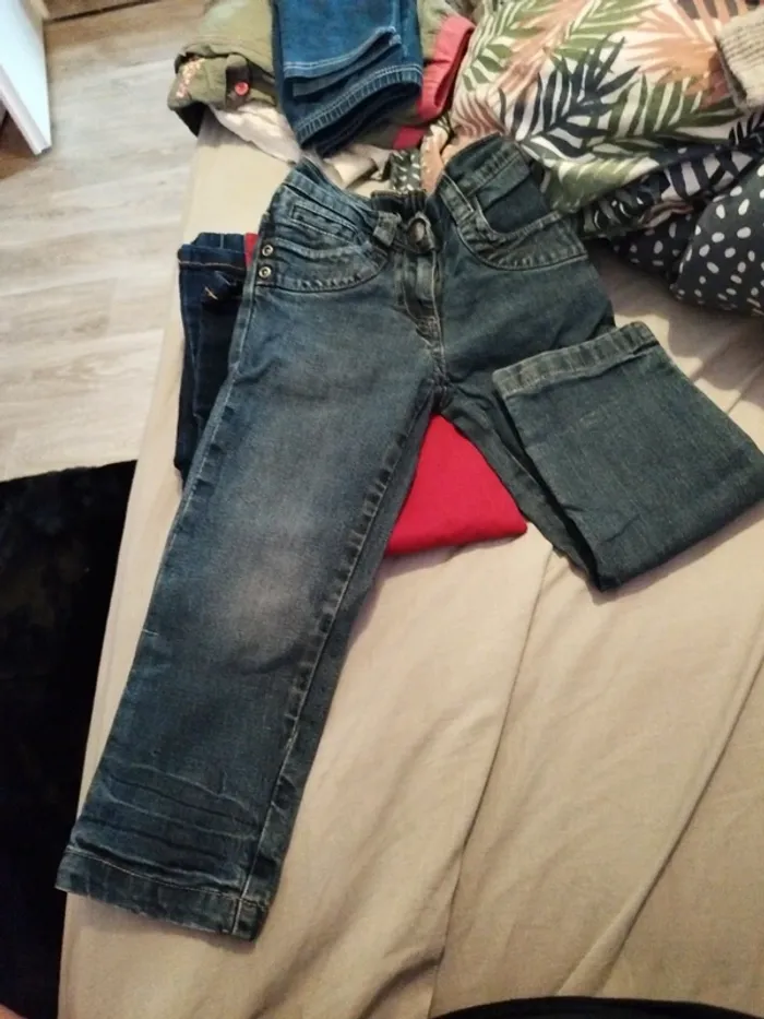 Lot 6 pantalon 2/3 ans - photo numéro 8