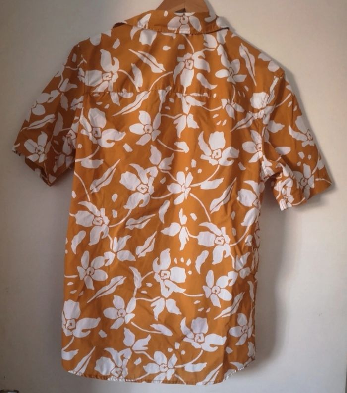 Chemise à fleur - photo numéro 4