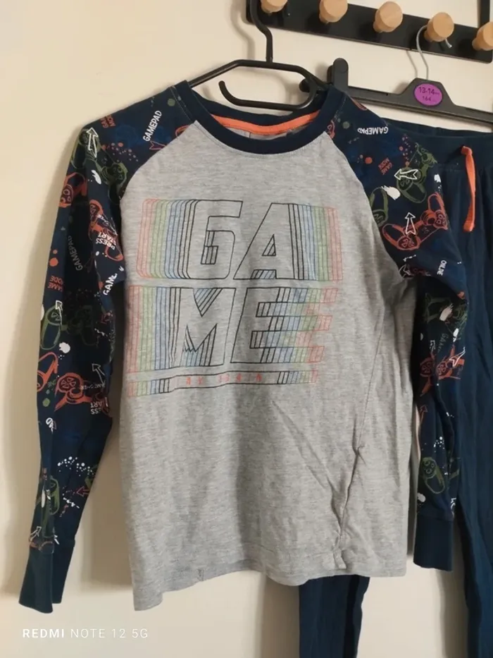 Pyjama taille 146/152 cm - photo numéro 2