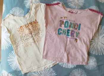 Lot 2 t-shirts