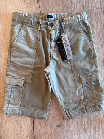 Bermuda Ikks taille 12 ans neuf avec étiquettes