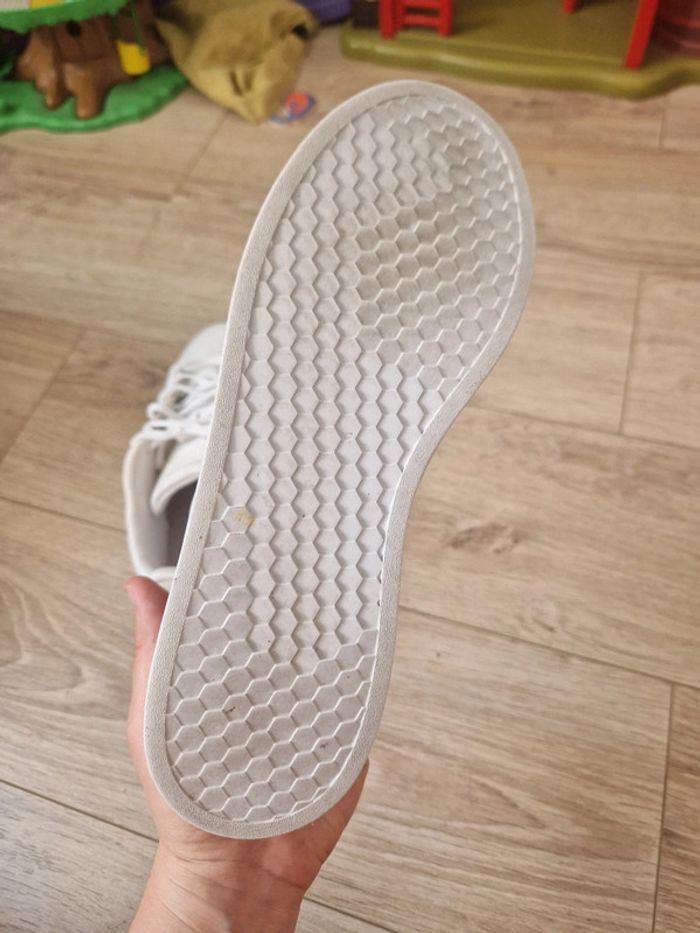 Baskets Adidas blanches, 38, comme neuves - photo numéro 6