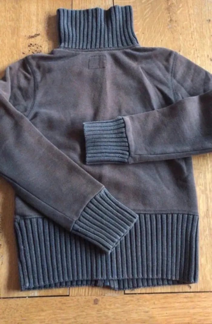 Gilet 12 ans - photo numéro 4