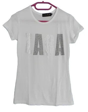 T-shirt blanc a strass. Zara. Taille 38