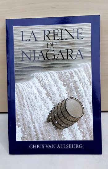 🌺 Livre (école des loisirs) : La reine du Niagara