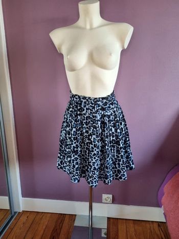 Jupe plissé évasé léopard bleuté