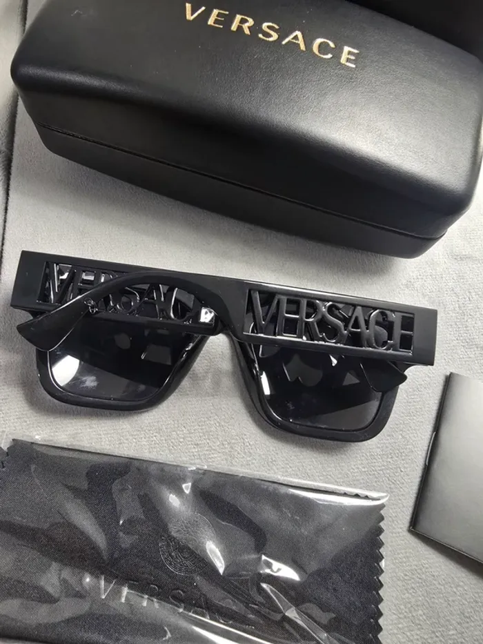 lunettes Versace 90s vintage Neuf - photo numéro 2