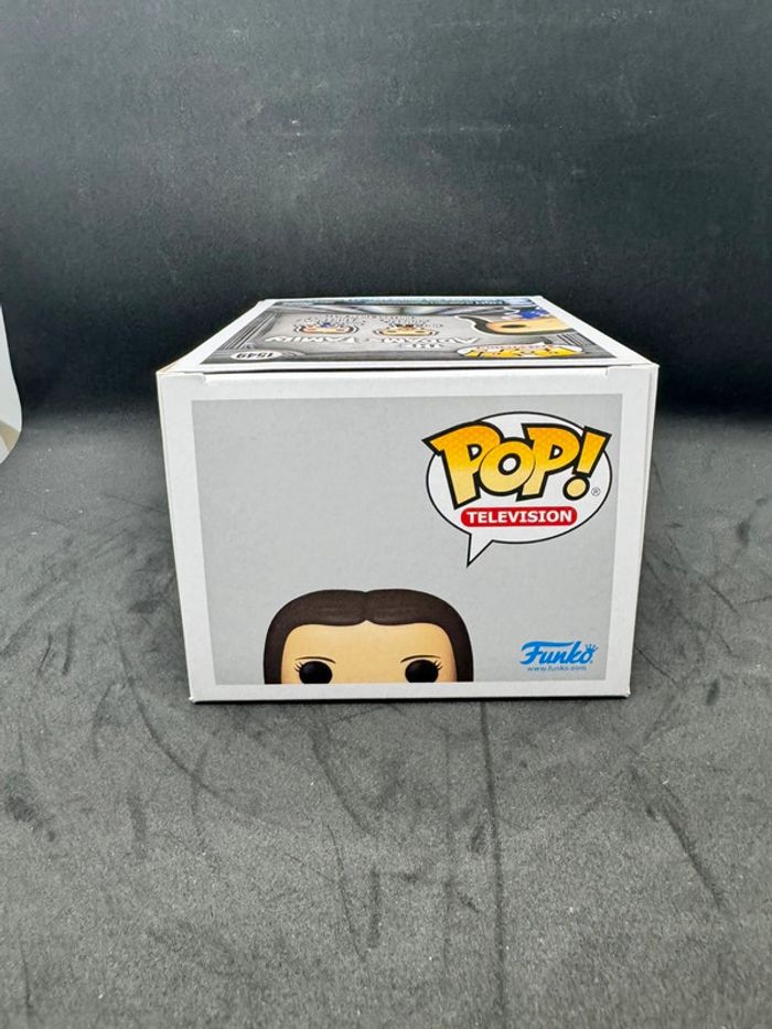 Funko pop the Addams Family Wednesday 1549 - photo numéro 6