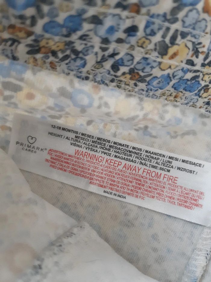 Short fleurs Primark 12/18 mois - photo numéro 4