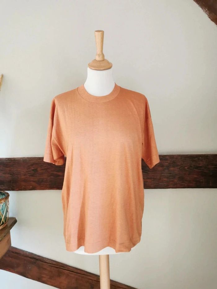 T-shirt marron orangé - photo numéro 3