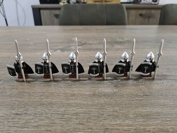 Figurines type lego 6 guerriers du gondor de minas tirith seigneur des anneaux / hobbit