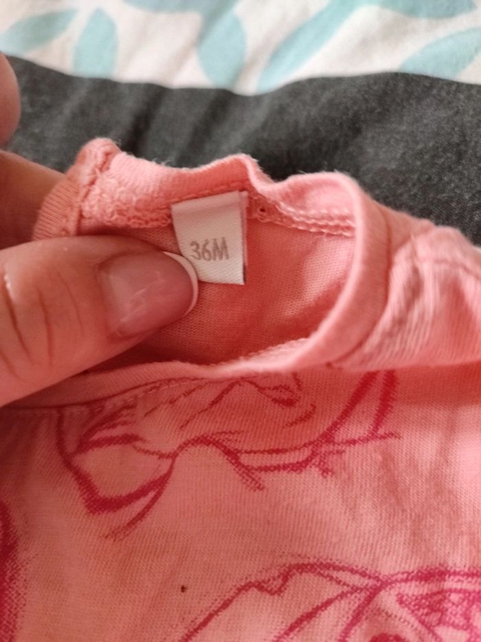 Robe Disney rose taille 36 mois - photo numéro 5