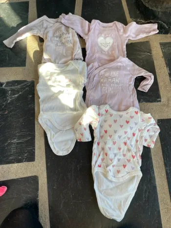 5 bodies gemo taille 6 mois