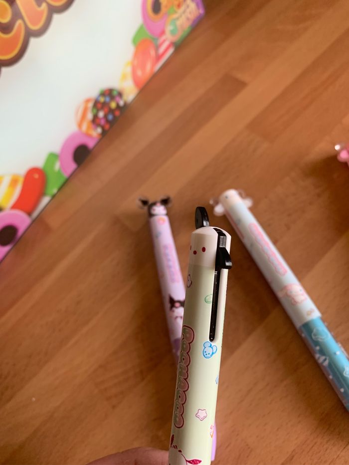 4 Stylos deux couleurs Sanrio - photo numéro 9